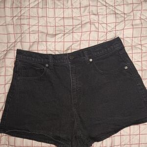 Universal Thread Black Jean Shorts